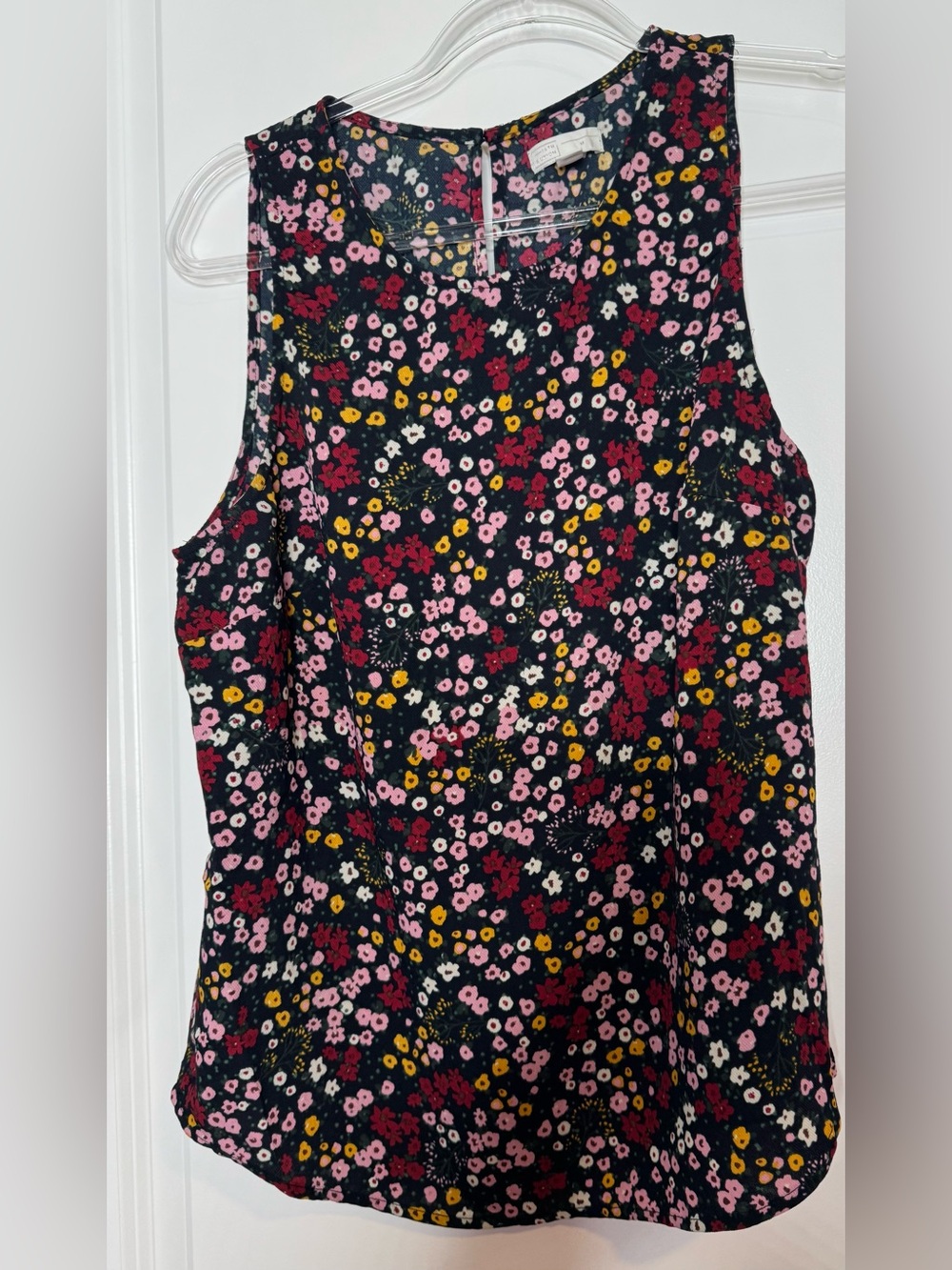 14th and union Floral Sleeveless Black Tank Top with Pink & Yellow Blooms Md